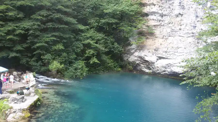 Экскурсия к озеру Рица