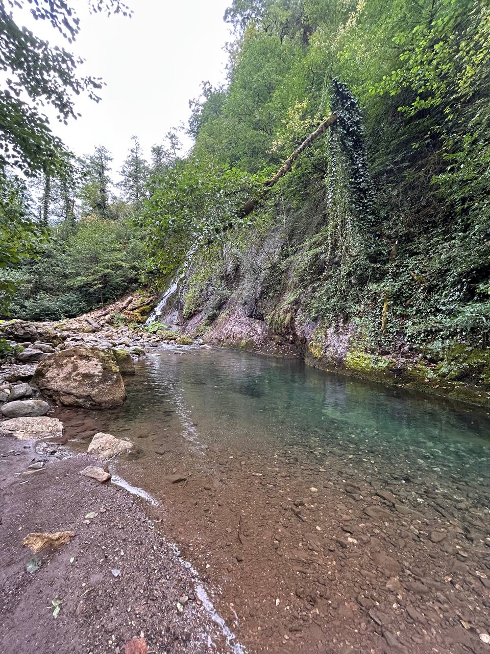 ДИКИЕ ВОДОПАДЫ ХАБЮ И ПОДЗЕМНАЯ РЕКА