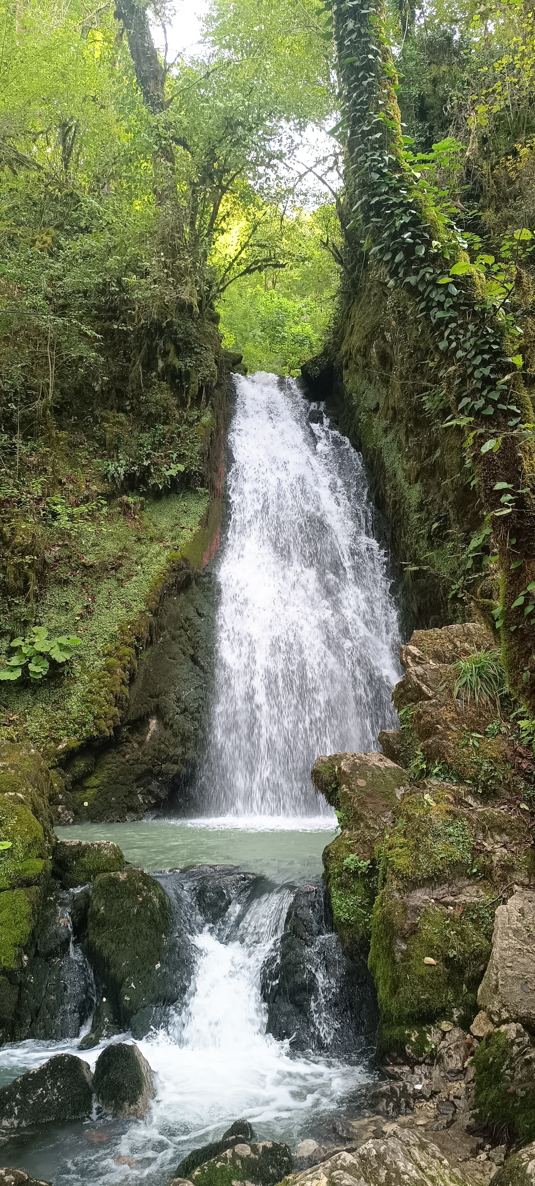 ДИКИЕ ВОДОПАДЫ ХАБЮ И ПОДЗЕМНАЯ РЕКА